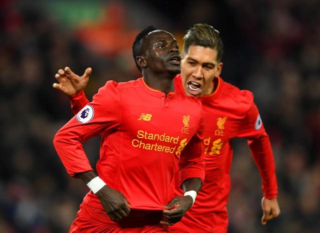 加盟曼联以 加盟曼联以